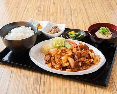 うまいもんや 室町応援団