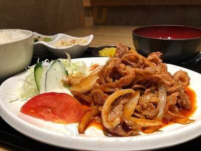 うまいもんや 室町応援団