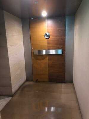 てんぷら 鉄板焼き 義