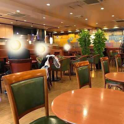 カフェ・ベローチェ備後町三丁目店