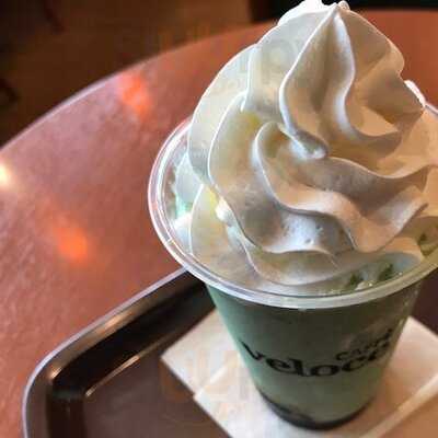 カフェ・ベローチェ備後町三丁目店