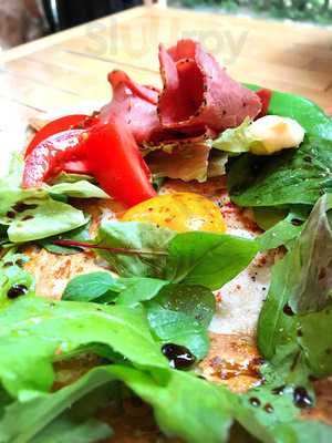 インテリアブックワームカフェ