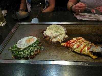 お好み焼・鉄板焼 甚八