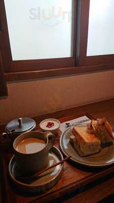 喫茶 アカリマチ