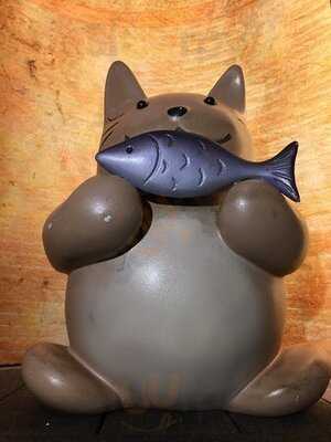 七輪焼 お魚 くわえた どら猫