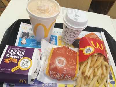 マクドナルド 1号線山科店