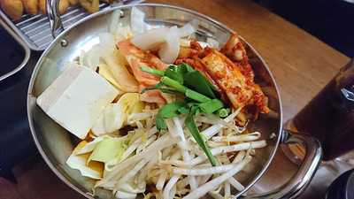 串かつ　どて焼　なにわ 八圓