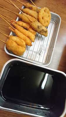 串かつ　どて焼　なにわ 八圓