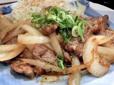 よし萬 魚問屋直営店