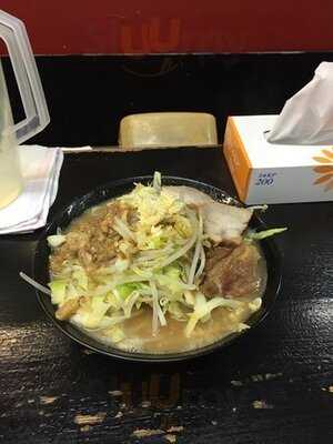 自家製太麺 ドカ盛 マッチョ 難波千日前店