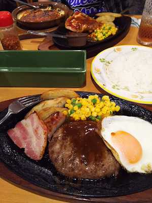 びっくりドンキー 梅田東店