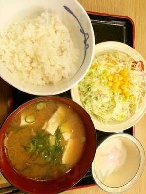 松屋 難波千日前店