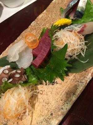 佳酒真楽 まゆのあな