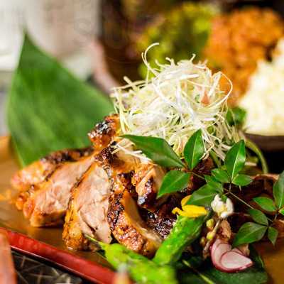 名古屋コーチンと個室居酒屋 天錦 梅田本店