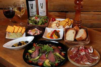 馬ール（バール）peroお初天神店