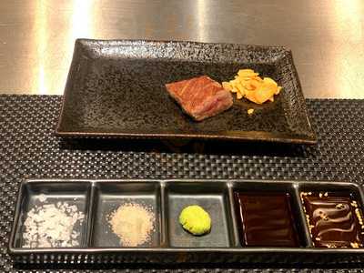 鉄板ステーキ アトゥ