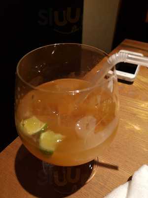 炭火とワイン 燠火