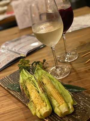 炭火バル あじと