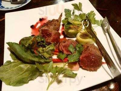 地球の幸せを夢みるバク