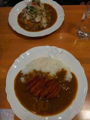 カレー料理の店 白川 本店