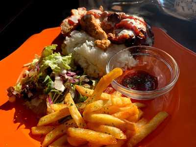 太陽ノ塔  Green West店