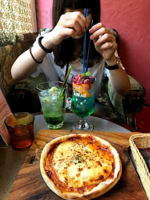 太陽ノ塔  Green West店