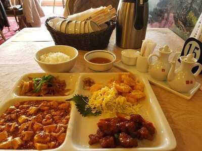 大阪キャッスルホテル 中国料理 錦城閣