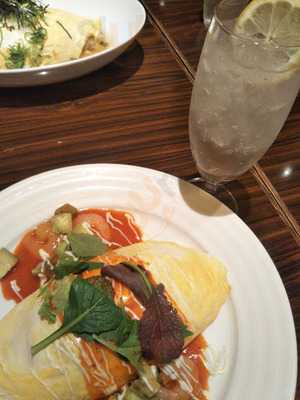 ポムの樹カフェ Nambaなんなん店