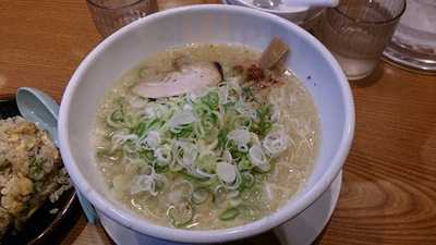 よってこや 伏見桃山店