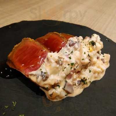 溶岩焼きキッチン グラッシーズ