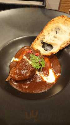 溶岩焼きキッチン グラッシーズ