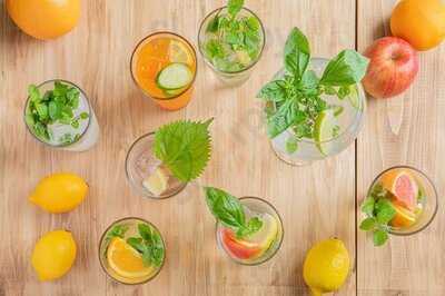 炭焼スタンドツジヤ