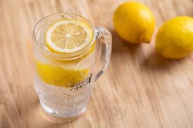 炭焼スタンドツジヤ