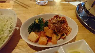 焼肉 ホルモン じゃん