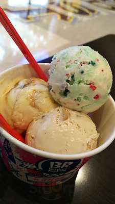 サーティワンアイスクリーム　イオンモール大阪ドームシティ店