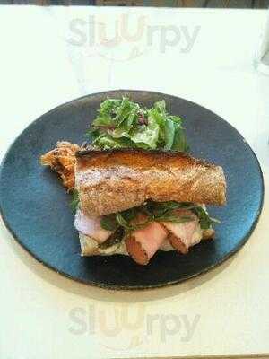 トリトンカフェ 梅田店