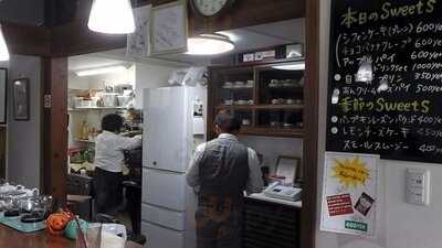 カフェ モーニング・グローリー