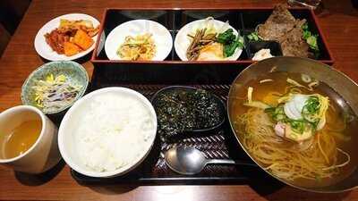 韓国料理 冷麺館 北新地店
