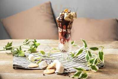 トゥッフェ テラス イート