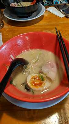 Umamiと豚骨ラーメン 割烹 賢太朗