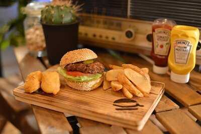 バーガープロダクツ なんば店