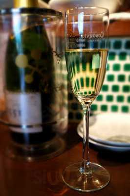 イタリアンバル Vino  ヴィノ 