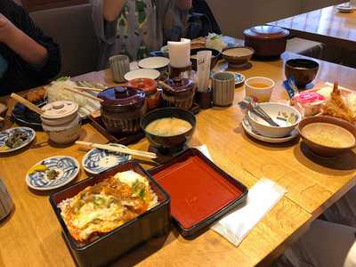 かつくら 京都駅 亰 惣菜店
