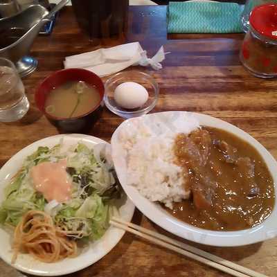 ステーキハウスキューブ