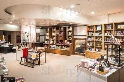 The Lobby Bookstore & Cafe