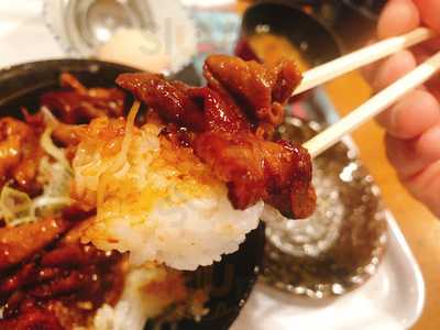 朝挽き和豚専門店 かしら屋