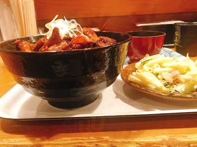 朝挽き和豚専門店 かしら屋