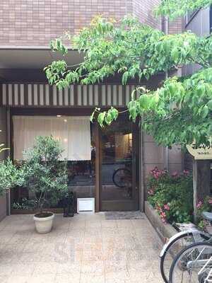 Tea Room森のらくだ