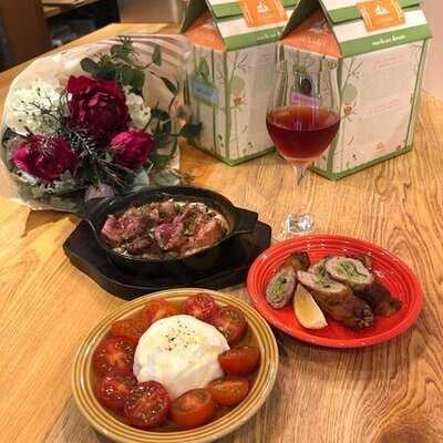 マンジャ エ ベーヴィ