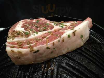 ワインとジンギスカン専門店 ひつじ食堂